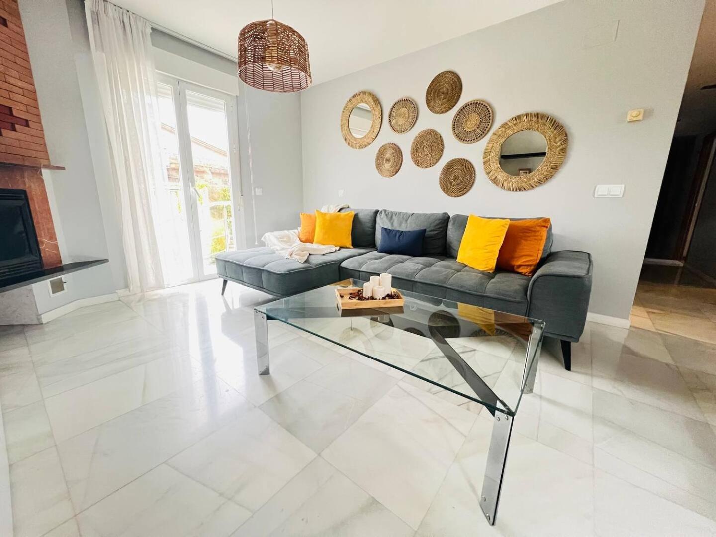Estupenda Villa En Las Afueras Colmenar de Oreja ภายนอก รูปภาพ